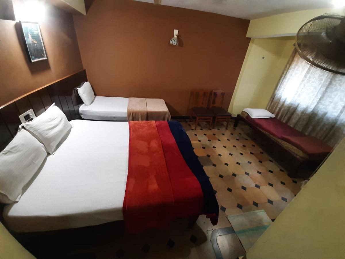 Hotel Caveri Comfort Inn Мадикери Екстериор снимка